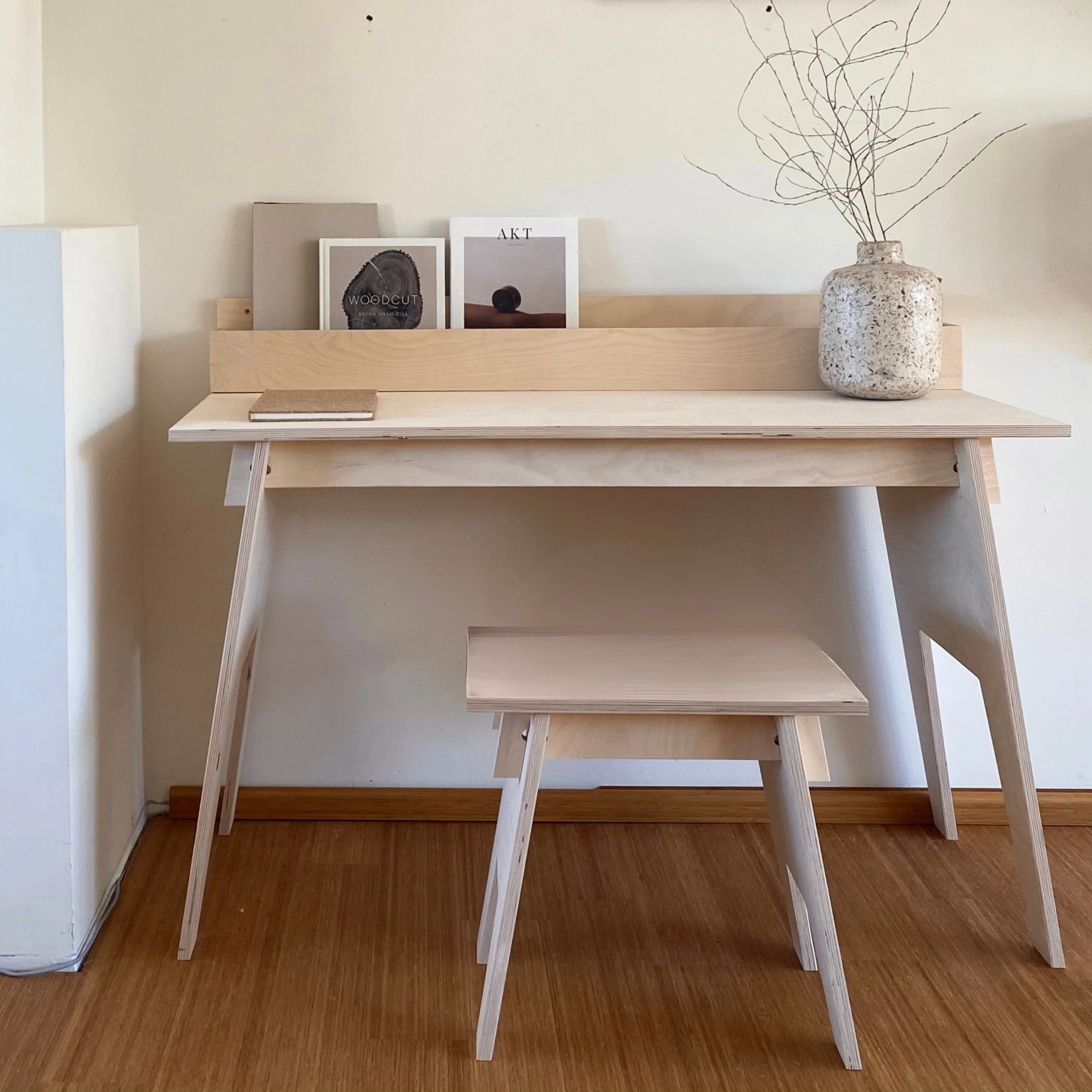 HARU Hocker - Image 5