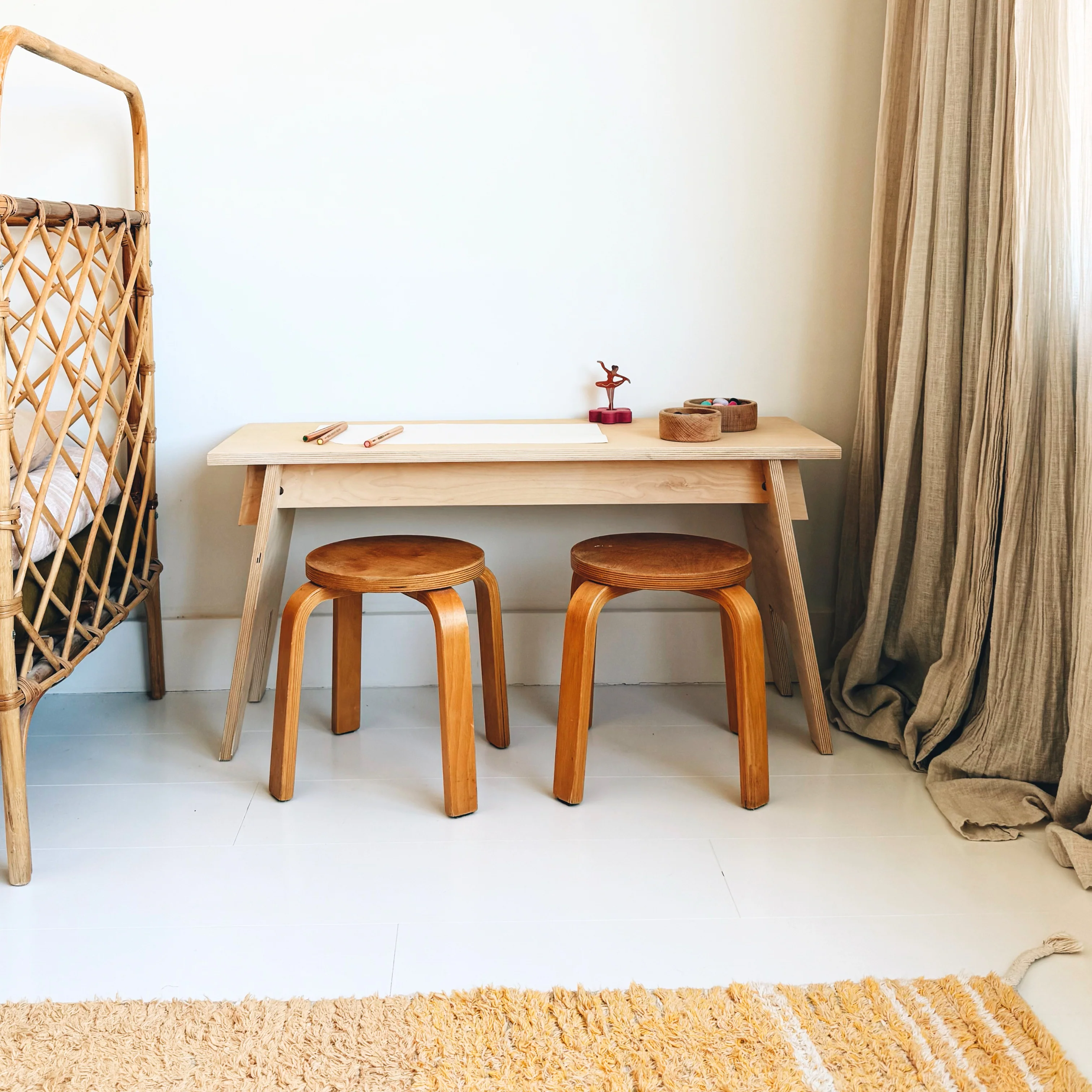HARU LARGE Hocker - Image 5